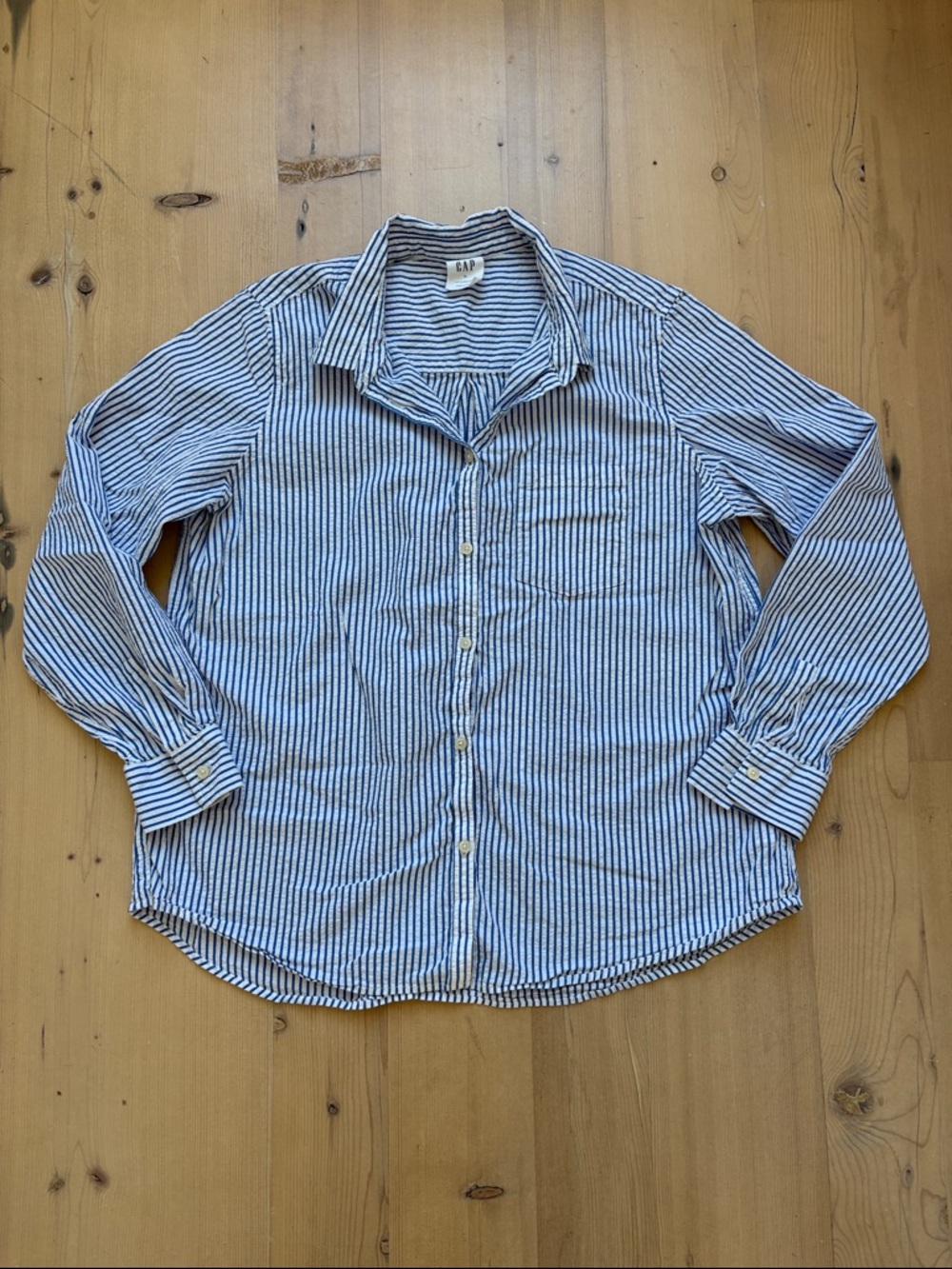 GAP Women’s Blue and White Striped Button-Down Classic Shirt 100% Cotton - XL
